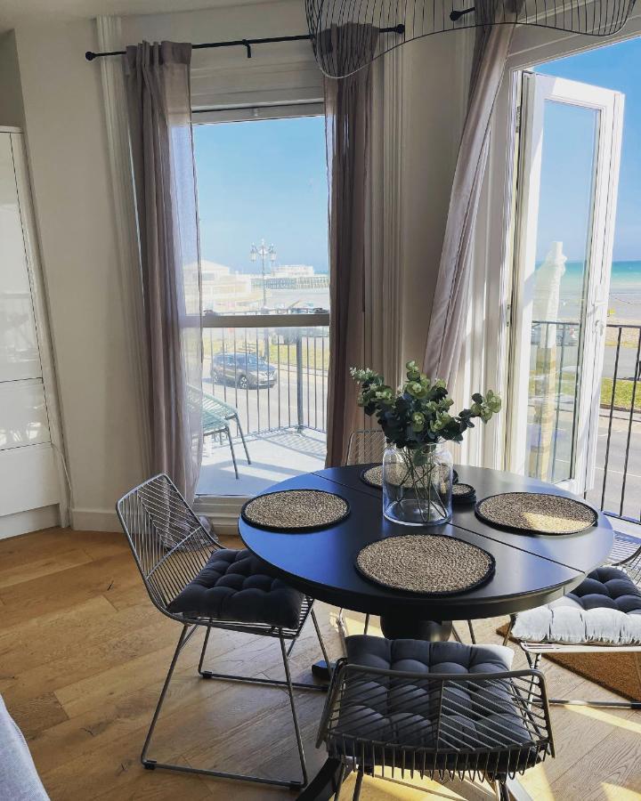 Seaview Flat With Balcony, Spacious 2 Bedroom Worthing Exterior foto